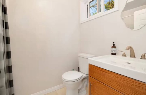 Topanga Apartment | Magical Topanga Guest House