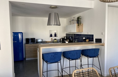 Noailles Condo | Magnificent 4* loft on the Canebière. Marseille, France. Air-conditioned. Autonomous arrival.
