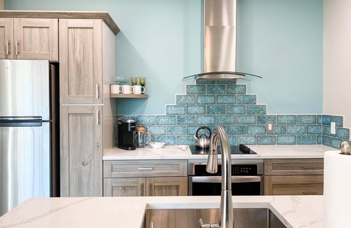 Cottonwood Condo | Main Street Loft/Luxury 2nd Floor 1100 sq ft Condo