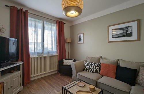 Chateauroux House | Maison rénovée avec jardin, proche du centre, pour 6 pers, Châteauroux - FR-1-591-578