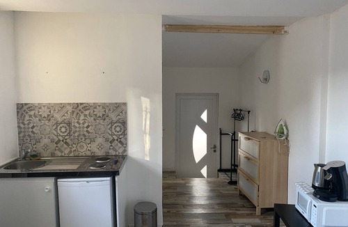 Saint-Louis House | MAISONETTE-House-Classic-Wet room-Street View