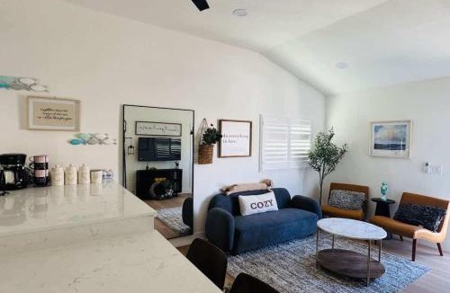 Harbor House | #Marbella Lane - Stylish Haven Near City Center