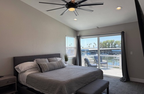 Discovery Bay House | Marina View Waterfront Getaway