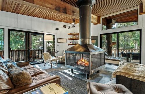 Olympic Valley Cabin | Mas de la Neige - 3 min Ski Shuttle + Sauna