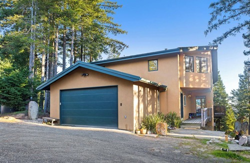 Gualala House | Mendocino Stone Ranch Compound, by Vinifera Homes