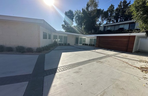 Encino House | Mid-century modern pool estate with jetliner views in luxury celebrity hills