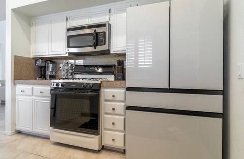 Palm Desert Condo | Mid-Century Palm Desert condo - pool, spa, tennis, pickle courts near El Paseo