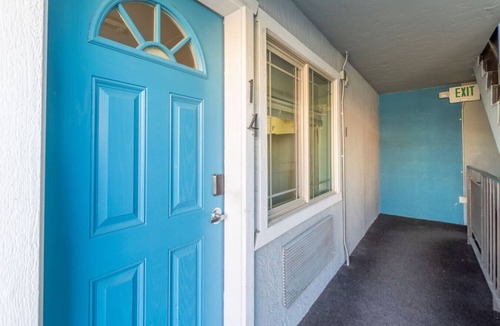 Midtown Apartment | Midtown Getaway: Trendy Studio Heart of Reno