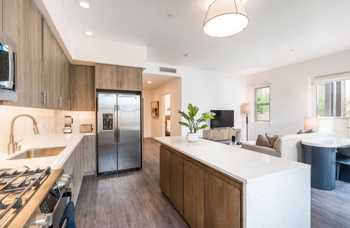 Menlo Park Apartment | Mint House Menlo Park by Kasa