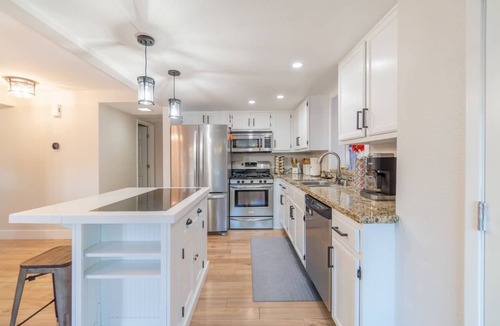 Northwest Reno House | Modern 3-bedroom Escape in Northwest Reno
