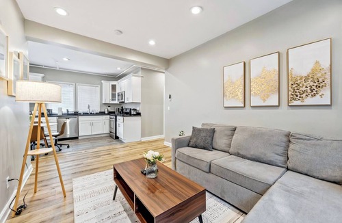 Central Berkeley Apartment | Modern 5BR House with AC in Central Berkeley