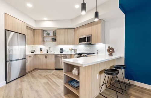 Santa Ana Heights Apartment | Modern Apt Escape Near South Coast Plaza