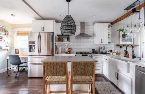 North Oak Park House | Modern Bungalow near UC Davis Med Center, 10 min from Downtown Sacramento!