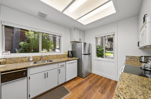 Graeagle House | Modern comfort and incredible views!