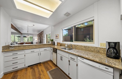 Graeagle House | Modern comfort and incredible views!