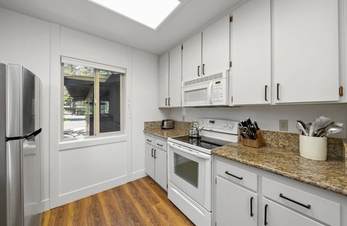 Graeagle House | Modern comfort and incredible views!