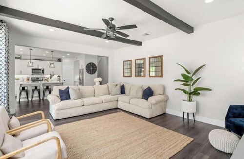 Clovis House | Modern Comfort: Coastal Clovis Edition