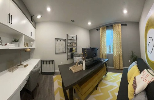 Fairfield House | Modern contemporary home close to Napa Wine County, Shopping Outlet and more!