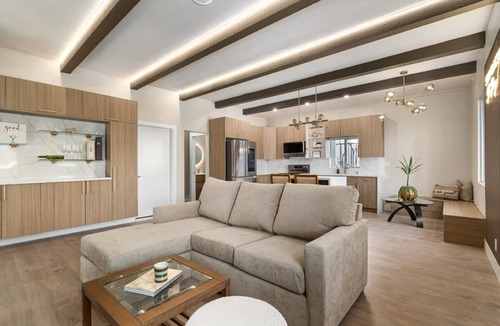 Bankers Hill Apartment | Modern Elegance in Banker's Hill San Diego