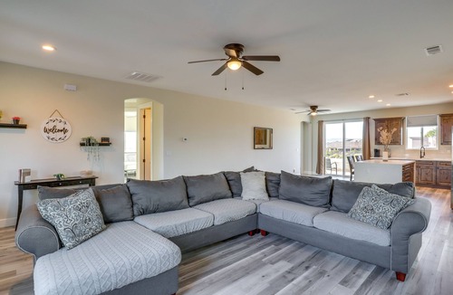 Fort Mohave House | Modern Fort Mohave Home w/Patio & Grill!