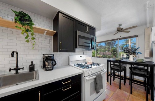 South Park House | Modern Gem | Close to Downtown