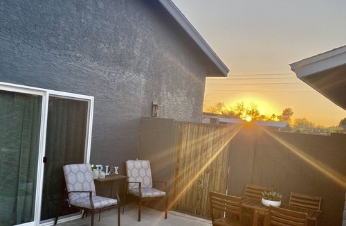 Roadrunner Estates East House | Modern Guest House in Great Central Location!