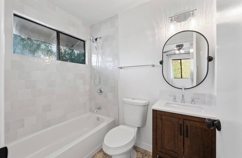 Temecula House | Modern Guesthouse on 5 Acre Estate Near Wineries