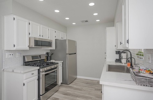 Holiday Shores House | Modern home, with patio, near river and low cleaning fee
