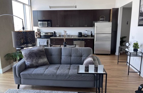 Downtown Sacramento Apartment | Modern Industrial loft in Downtown Sacramento