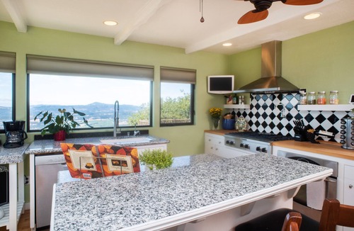 Glen Ellen Villa | Modern Italian Villa with Infinity Pool & Panoramic Views