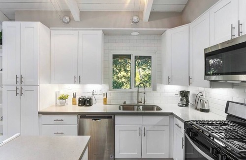 Crestline House | Modern Lake Home near Arrowheads, 3-bedroom house with Hot Tub in Crestline