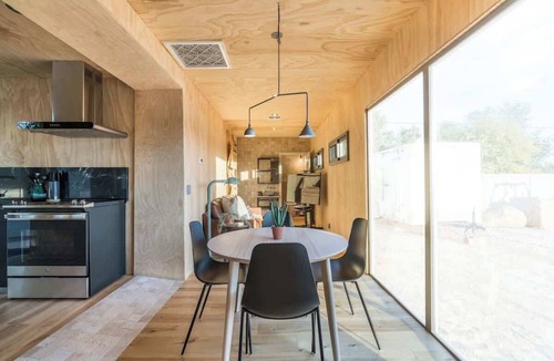 Paradise Valley Village House | Modern Poolside Retreat- Mini Golf, Fire Pit +MORE
