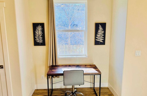 Reno/Tahoe Airport House | Modern Stylish 4BR Retreat|Sleeps 12