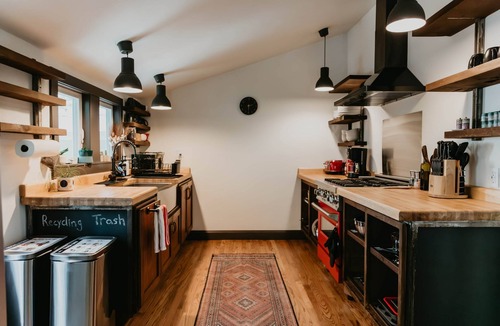 Nevada City Hotel | Modern Victorian in the heart of downtown Nevada City
