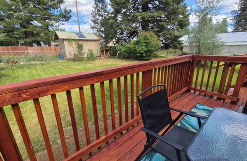 Westwood House | Molly's Modern Mountain Getaway - Minutes to Lake Almanor
