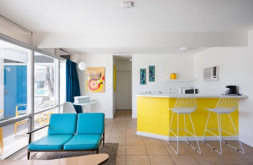 Desert Park Estates Hotel | Monkey Tree Hotel 11 by AvantStay | Stylish Hotel in Palm Springs w/Pool!