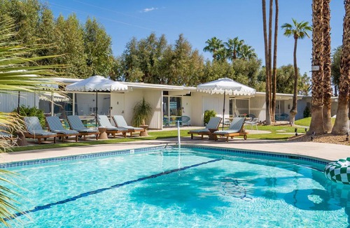 Desert Park Estates House | Monkey Tree Hotel 10