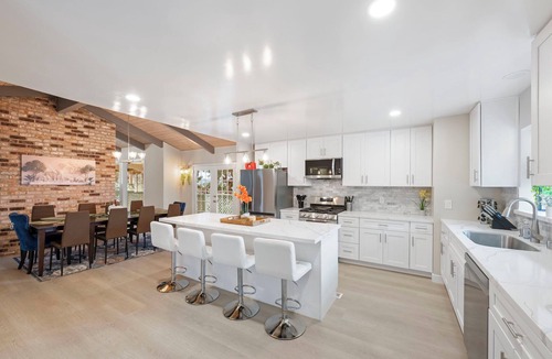 Vallejo House | Monthly 4BD 2.5BR Home w Gorgeous View, Heated Pool, Billiards, 65' tv, Games +