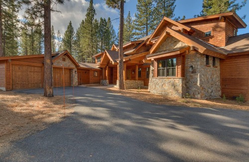 Truckee House | Monthly Lease - Morningstar By Tahoe Getaways - Luxury Grays Crossing 4 BR w Pool Table