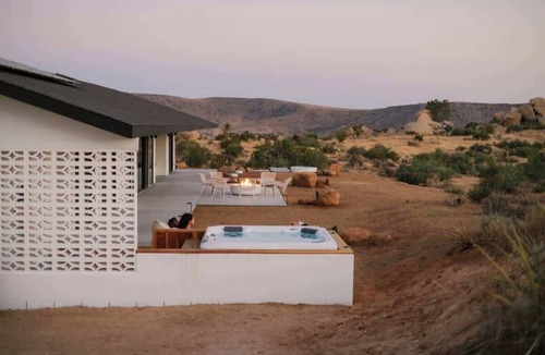 Yucca Valley House | Moonlight Mile New Home, Epic Views, Hot Tub