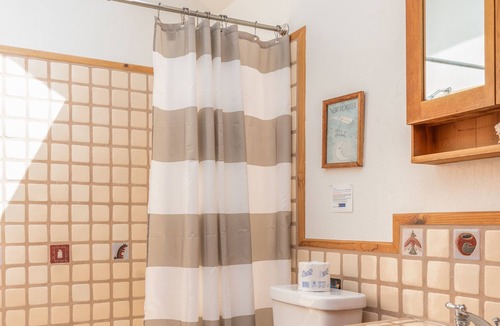 Gualala Cottage | Moonstar Cottage | Near Bluffs & Pet Friendly