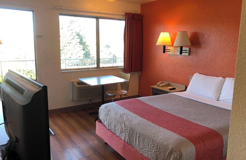 Prescott Hotel | Motel 6 Prescott, AZ