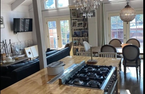 Country Club Estates House | Mountain Charmer