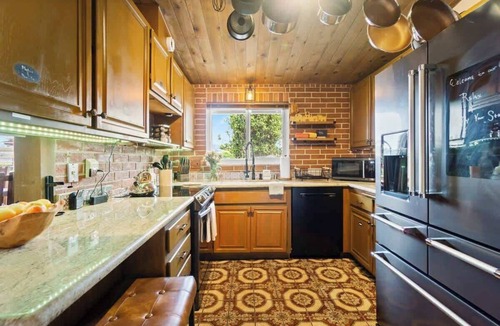 Lemon Grove House | Mountain Majesty 2 BR Home with AC, BBQ, Parking, and View