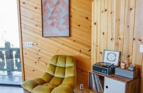 Fern Valley Cabin | Mountain Treehouse Retreat with Stunning Scenic Views