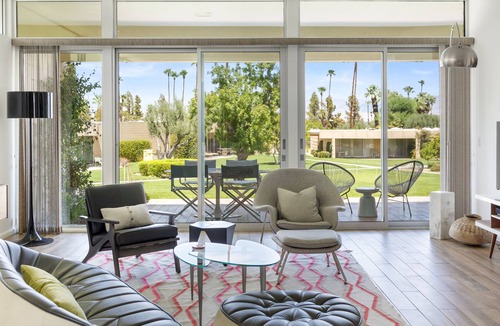 Palm Desert House | Mountain View and Walking Distance to El Paseo