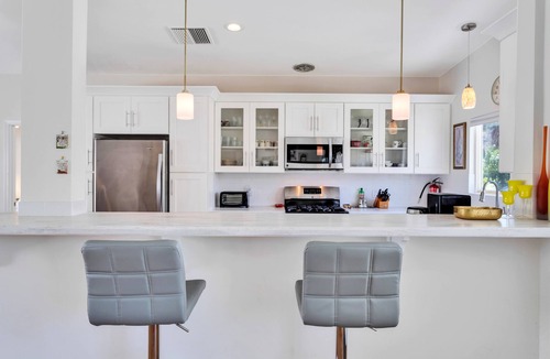 Araby House | Mountainside Paradise