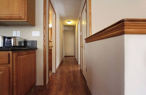 South Lake Tahoe House | Nature's Gem | Bunk Room | Near Heavenly Village