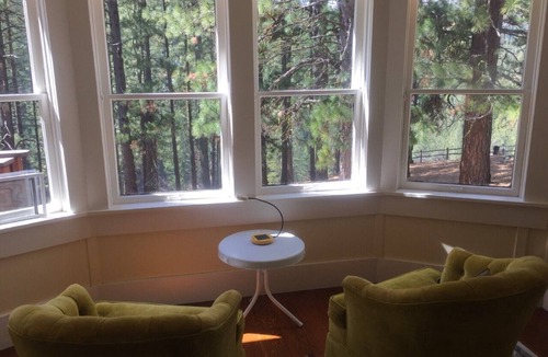 Blairsden-Graeagle Cabin | Nature Sabbatical ~ Peaceful Cabin on 40 Acres along Feather River