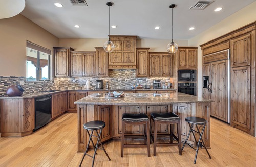 Rio Vista House | Near Lake Pleasant - The Lodge at New River